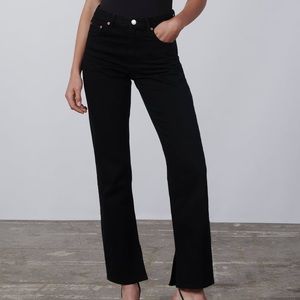 Zara 90s Slim Split Hem Jeans